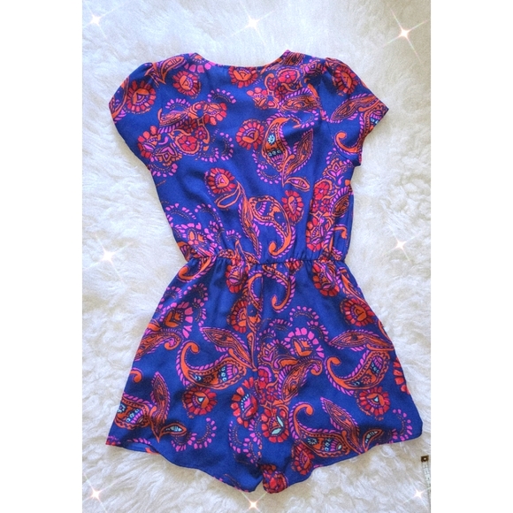𐙚⋆˚✿˖° Everly Paisley Romper 𐙚⋆˚✿˖° - Picture 4 of 8